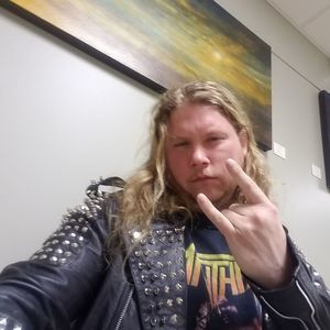 Meet your Posher, Troy